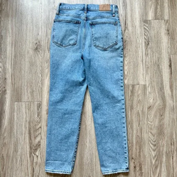 Madewell The Mom Jean Super High Waisted in Basley Wash Size 26